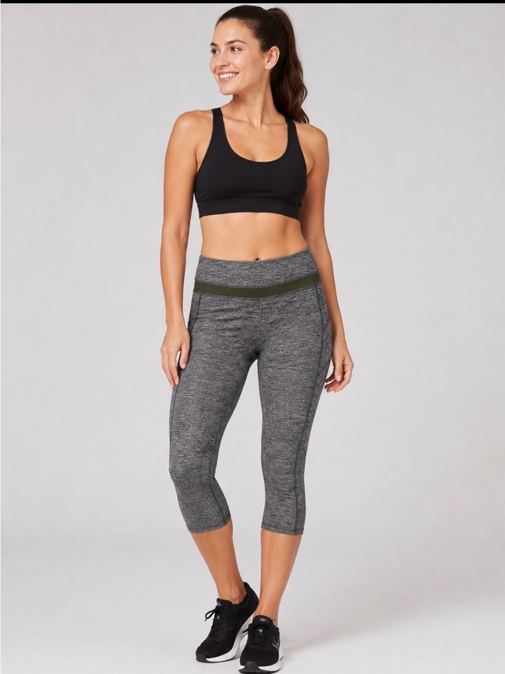 MPG Heather Gray Capri Leggings with Olive Waistband Size Medium